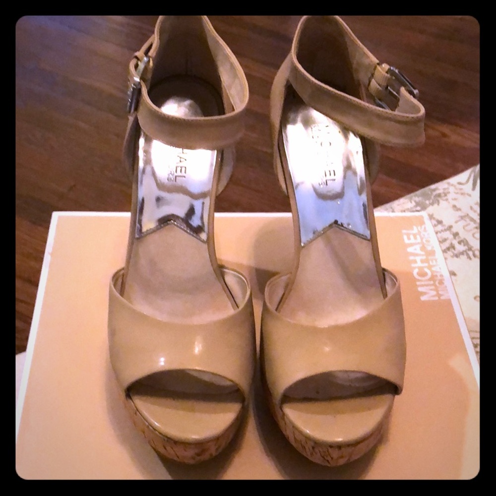 Michael Kors Ariana wedge sandal